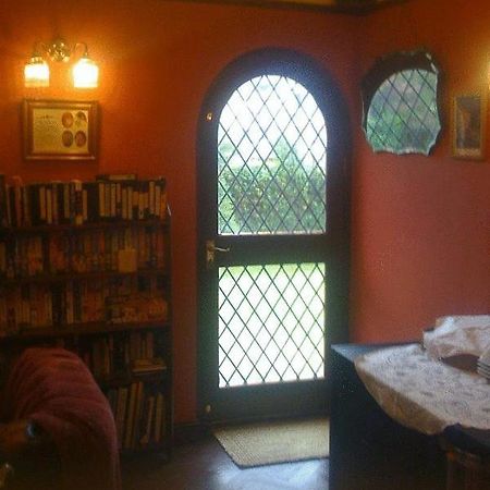 Newcourt B & B Ллантуит Мейджор Экстерьер фото