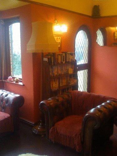 Newcourt B & B Ллантуит Мейджор Экстерьер фото